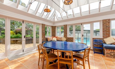5 Bed in Magham Down 2