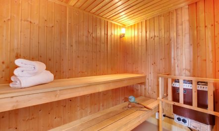 5 Bed in Magham Down 7