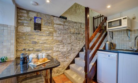 2 Bed in Swanage 7