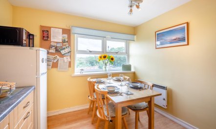 2 Bed in Bamburgh 3