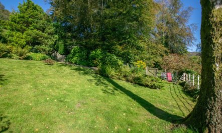 1 Bed in Clappersgate 9