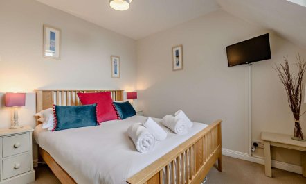 2 Bed in Padstow 3