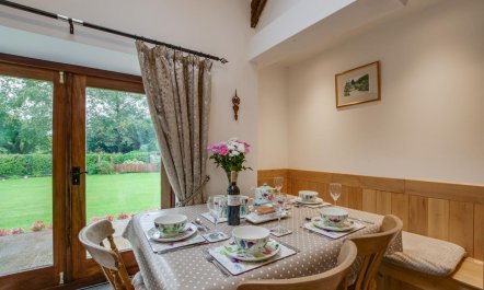 2 Bed in Machynlleth 4