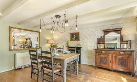 2 Bed in Abergwaun 6