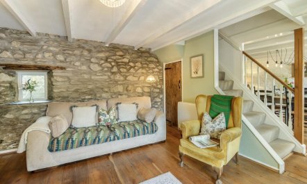 2 Bed in Abergwaun 3