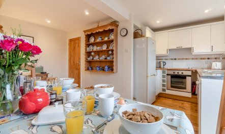 3 Bed in Middleton 8