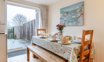 3 Bed in Middleton 2