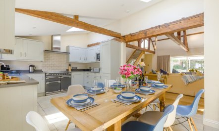 4 Bed in Blakeney 3