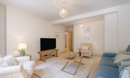 4 Bed in Blakeney 4