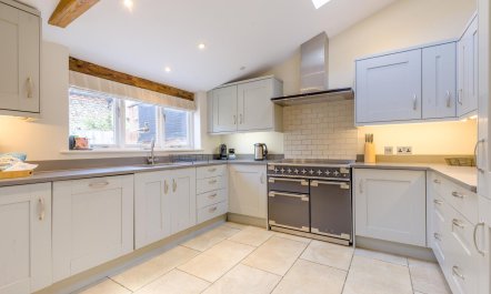 4 Bed in Blakeney 1