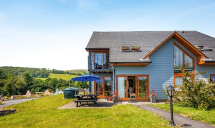 3 Bed in Aberdyfi