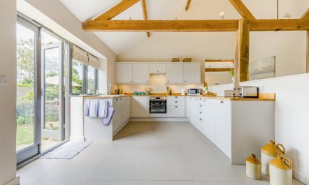 2 Bed in East Ruston 1