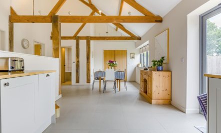 2 Bed in East Ruston 2
