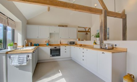 2 Bed in East Ruston 1