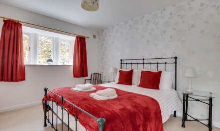 2 Bed in Windermere 5