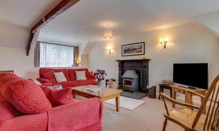 2 Bed in Windermere 1