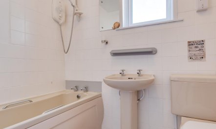 2 Bed in St. Keverne 8