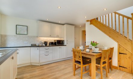 3 Bed in Machynlleth 2