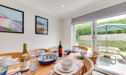 4 Bed in Croyde 8