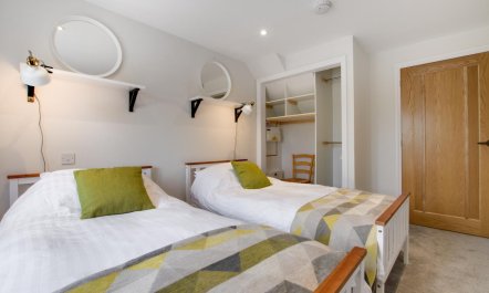 2 Bed in Edgefield 9