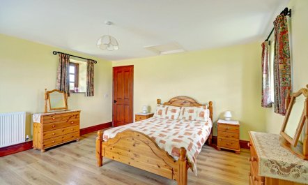 3 Bed in St Columb 8