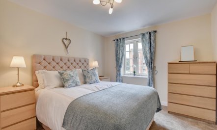 2 Bed in Whitby 2