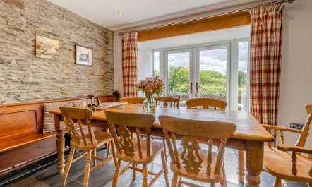 3 Bed in Machynlleth 9