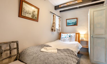 3 Bed in Whitby 2
