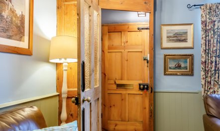 3 Bed in Whitby 7
