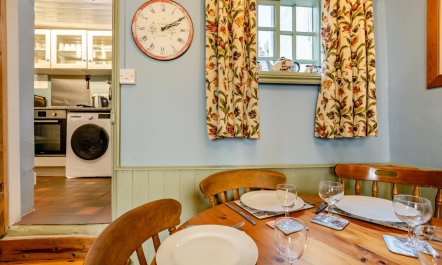 3 Bed in Whitby 3