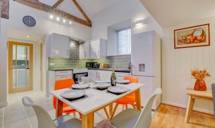 3 Bed in Machynlleth 1