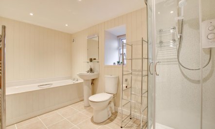 3 Bed in Machynlleth 9