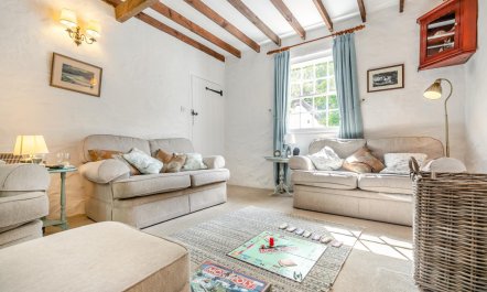 3 Bed in Helford 3