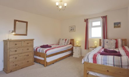 2 Bed in Southwold 4