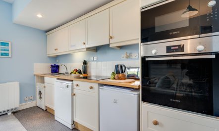 1 Bed in St. Levan 4