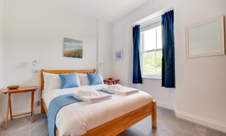 1 Bed in St. Levan 2