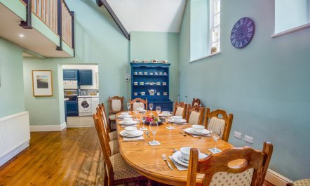 4 Bed in Llanbedrog 5
