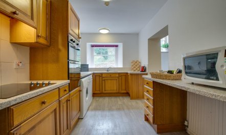 4 Bed in Llanbedrog 7