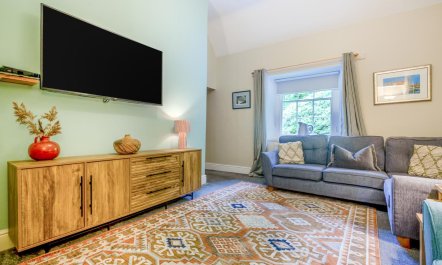 4 Bed in Llanbedrog 8