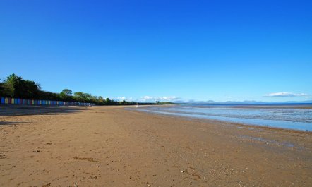 4 Bed in Llanbedrog 3