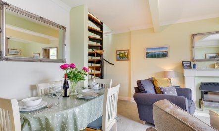 2 Bed in Helford 5