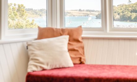 2 Bed in Helford 4