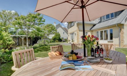 5 Bed in Croyde 6