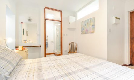 1 Bed in Looe 3