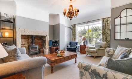 4 Bed in Bamburgh 2
