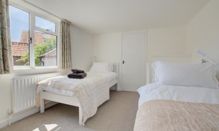 5 Bed in Southwold 9