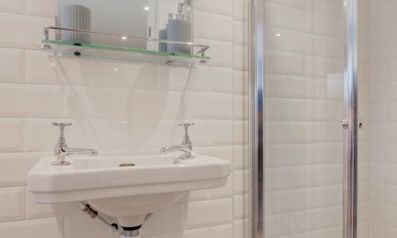 5 Bed in Southwold 7