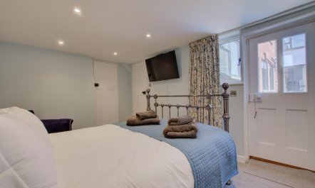 5 Bed in Southwold 6