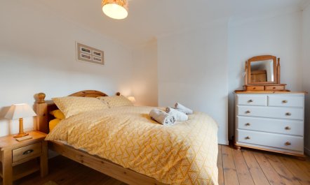 3 Bed in Holt 9
