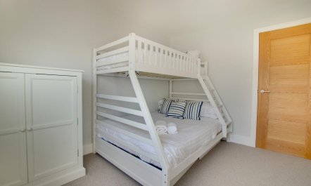 5 Bed in Southwold 9